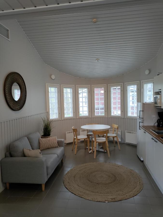 Nuorisokeskus Villa Elba 코콜라 외부 사진