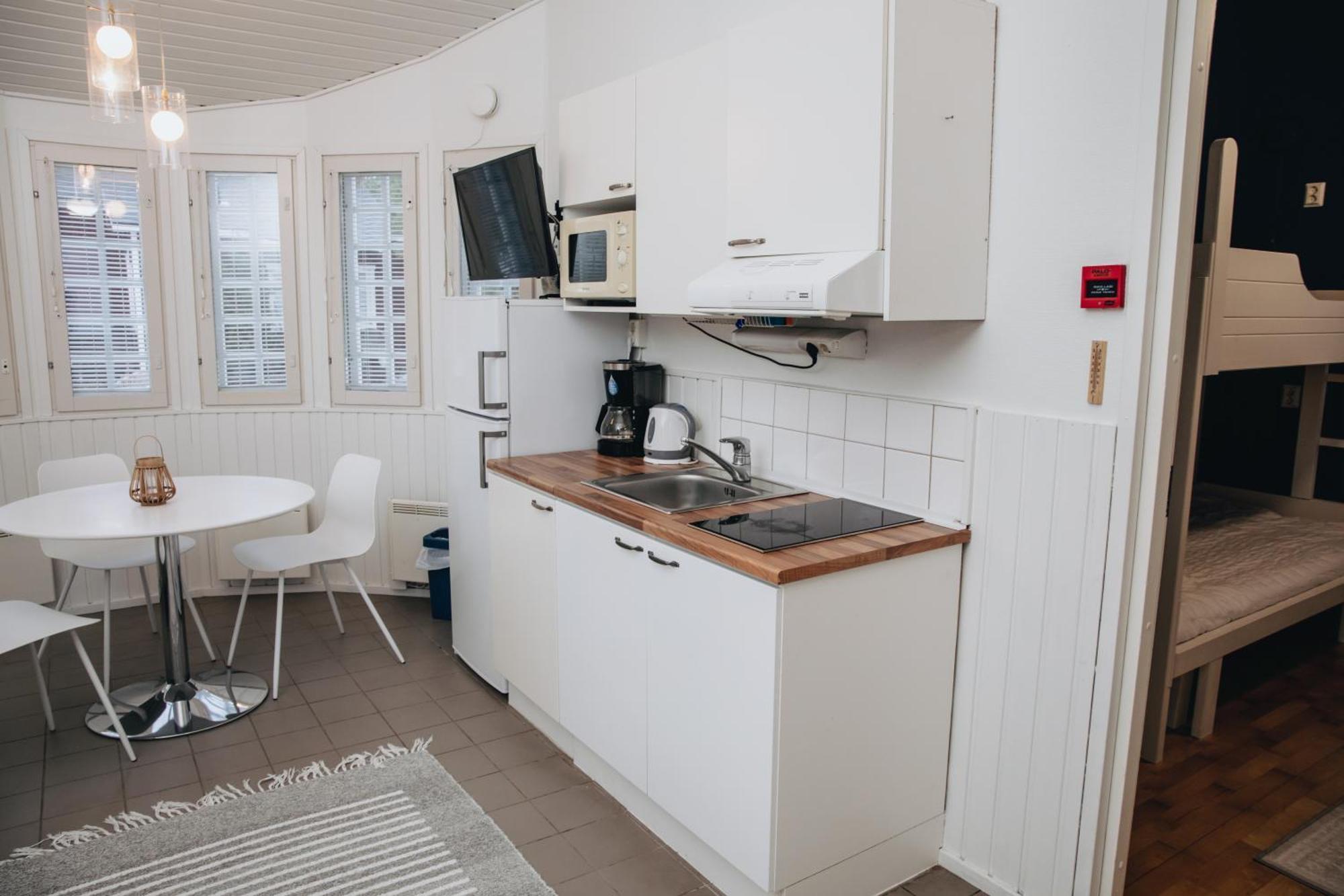 Nuorisokeskus Villa Elba 코콜라 외부 사진
